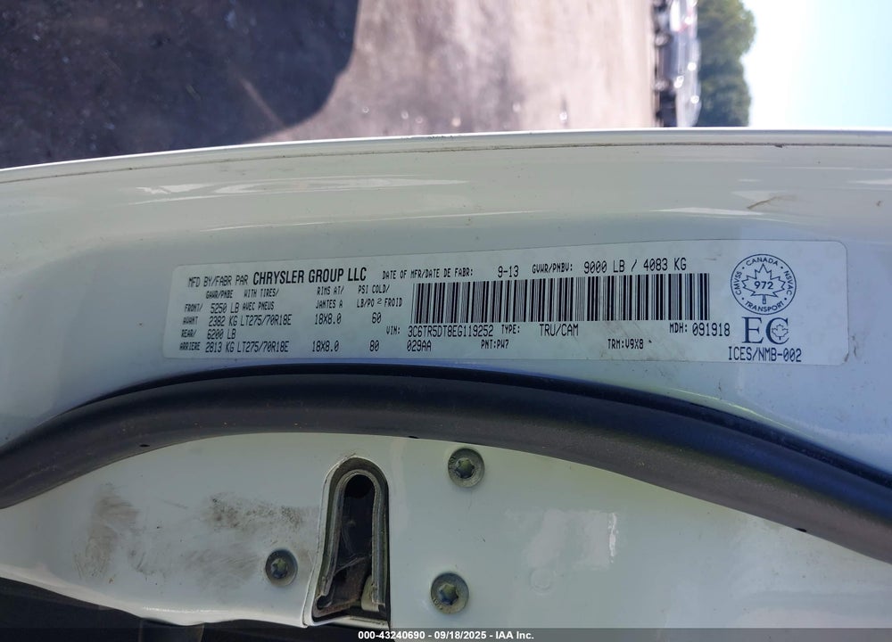 2014 RAM 2500 VIN: 3C6TR5DT8EG119252