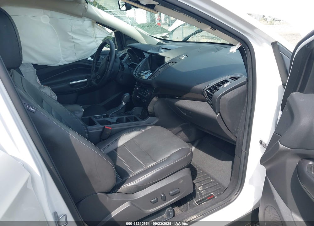 2017 FORD ESCAPE TITANIUM VIN: 1FMCU9JD5HUA86400