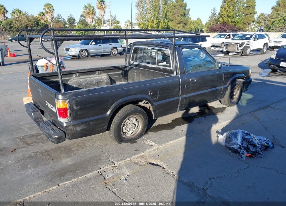 1989 MAZDA B2200 SHORT BED VIN: JM2UF1133K0765913