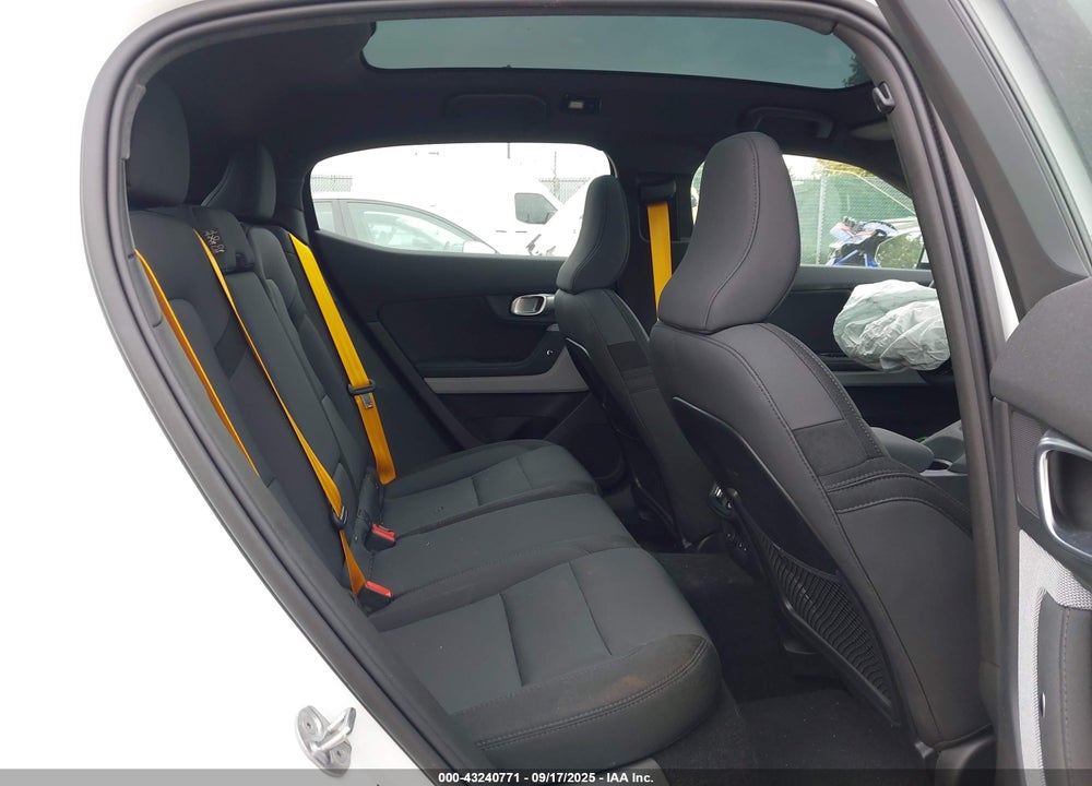 2024 POLESTAR 2 LONG RANGE DUAL MOTOR PERFORMANCE PLUS VIN: YSMFG3KA9RL218953