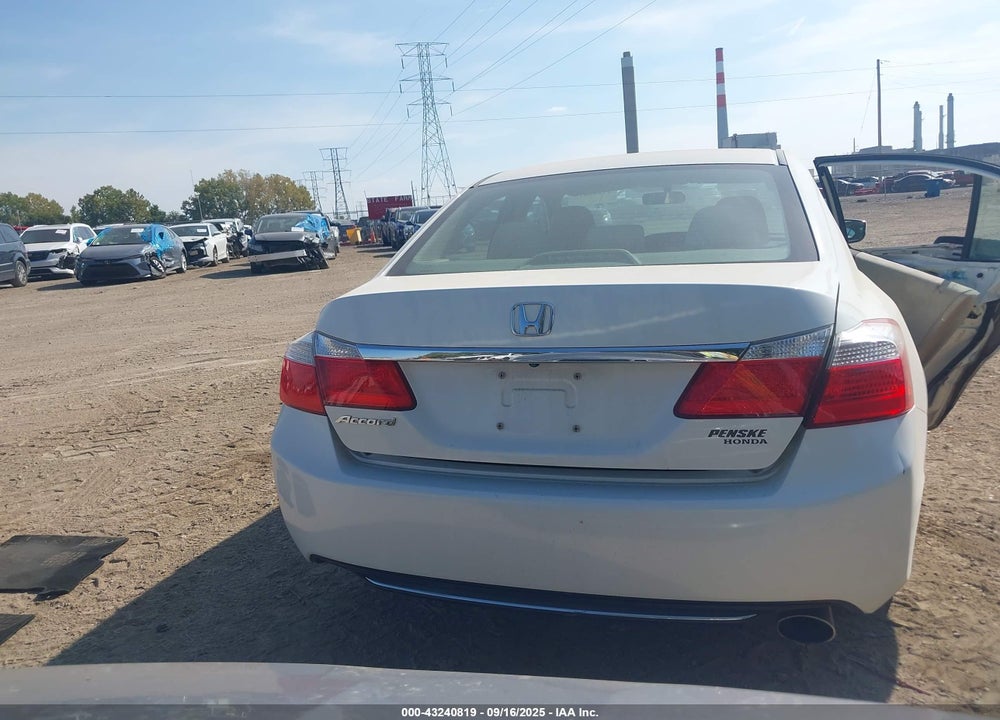 2013 HONDA ACCORD VIN: 1HGCR2F30DA032383
