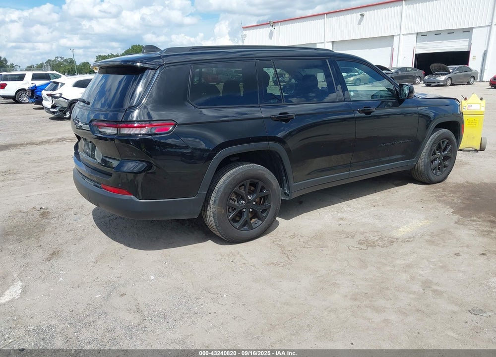 2024 JEEP GRAND CHEROKEE L VIN: 1C4RJKAG8R8517315