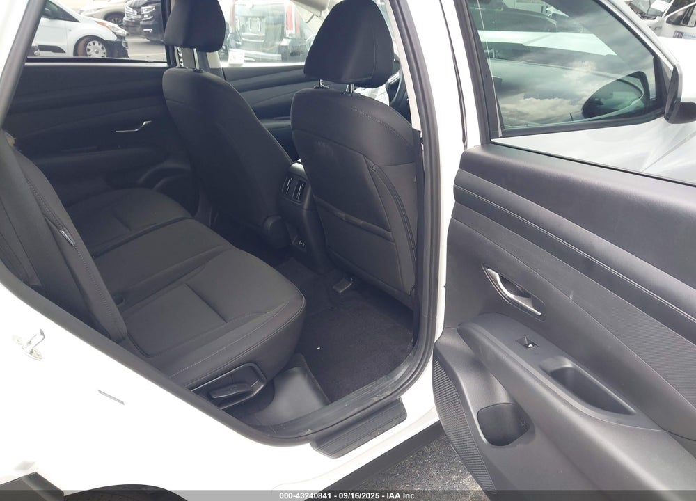 2025 HYUNDAI TUCSON SEL VIN: 5NMJB3DE0SH542353