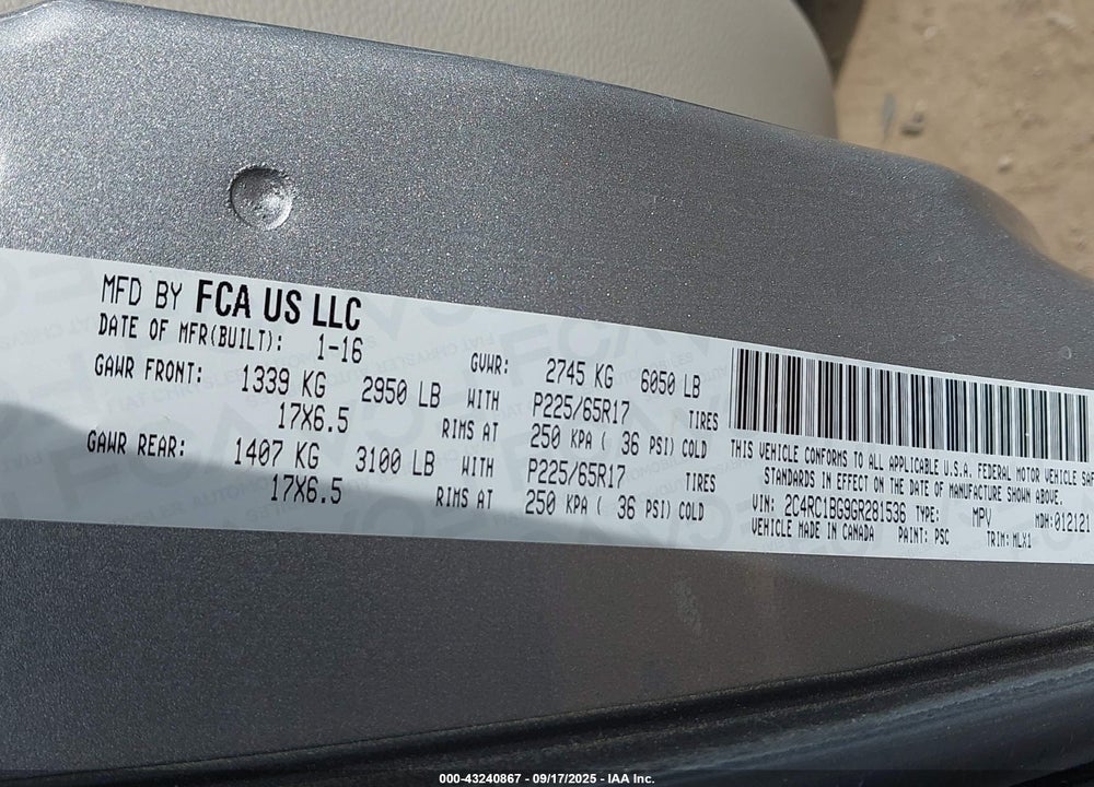 2016 CHRYSLER TOWN & COUNTRY VIN: 2C4RC1BG9GR281536