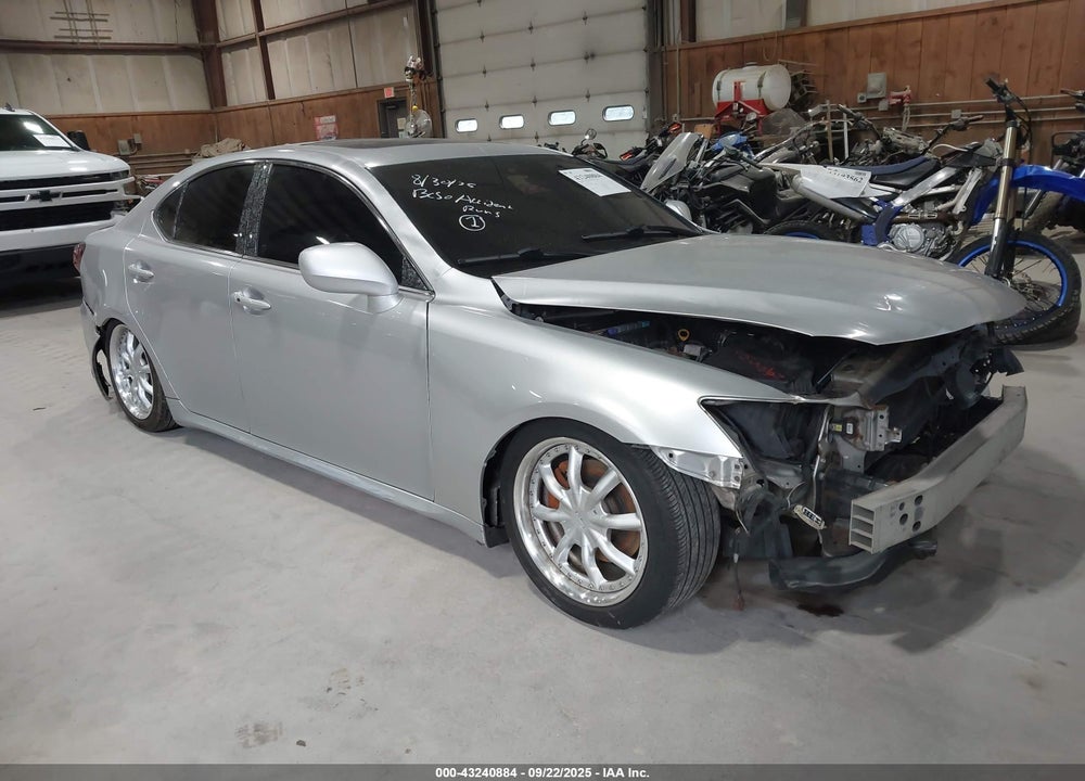 2008 LEXUS IS 250 VIN: JTHBK262182058995
