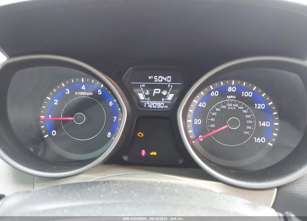 2014 HYUNDAI ELANTRA VIN: KMHDH4AE5EU117872