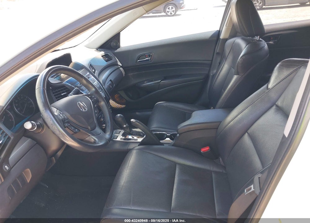 2014 ACURA ILX VIN: 19VDE1F3XEE015185