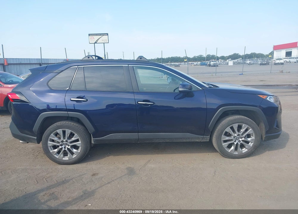 2021 TOYOTA RAV4 VIN: 2T3N1RFV0MW187364