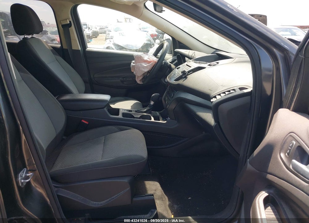 2017 FORD ESCAPE SE VIN: 1FMCU0GDXHUC54860