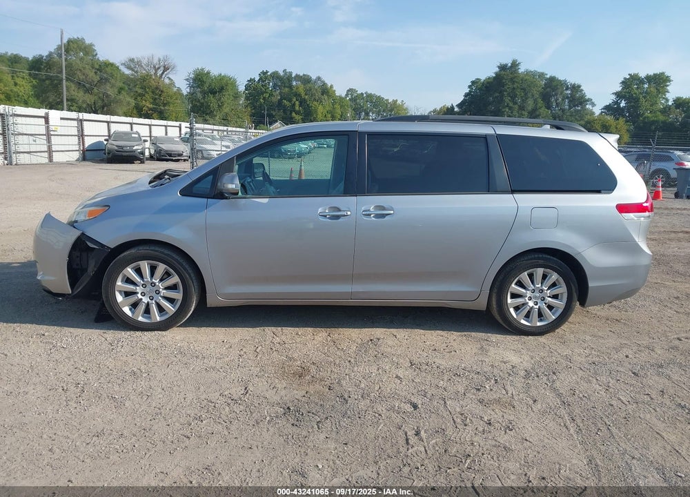 2013 TOYOTA SIENNA VIN: 5TDDK3DCXDS069170