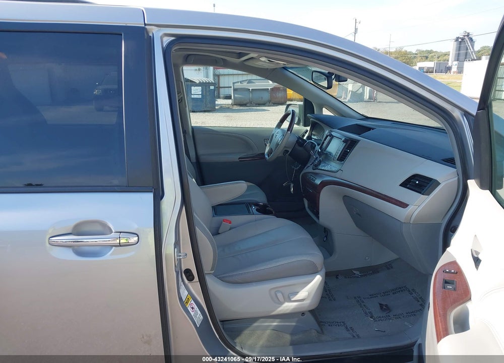 2013 TOYOTA SIENNA VIN: 5TDDK3DCXDS069170