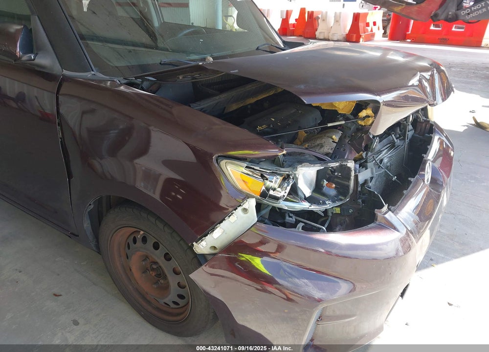 2011 SCION XB VIN: JTLZE4FE0B1126041