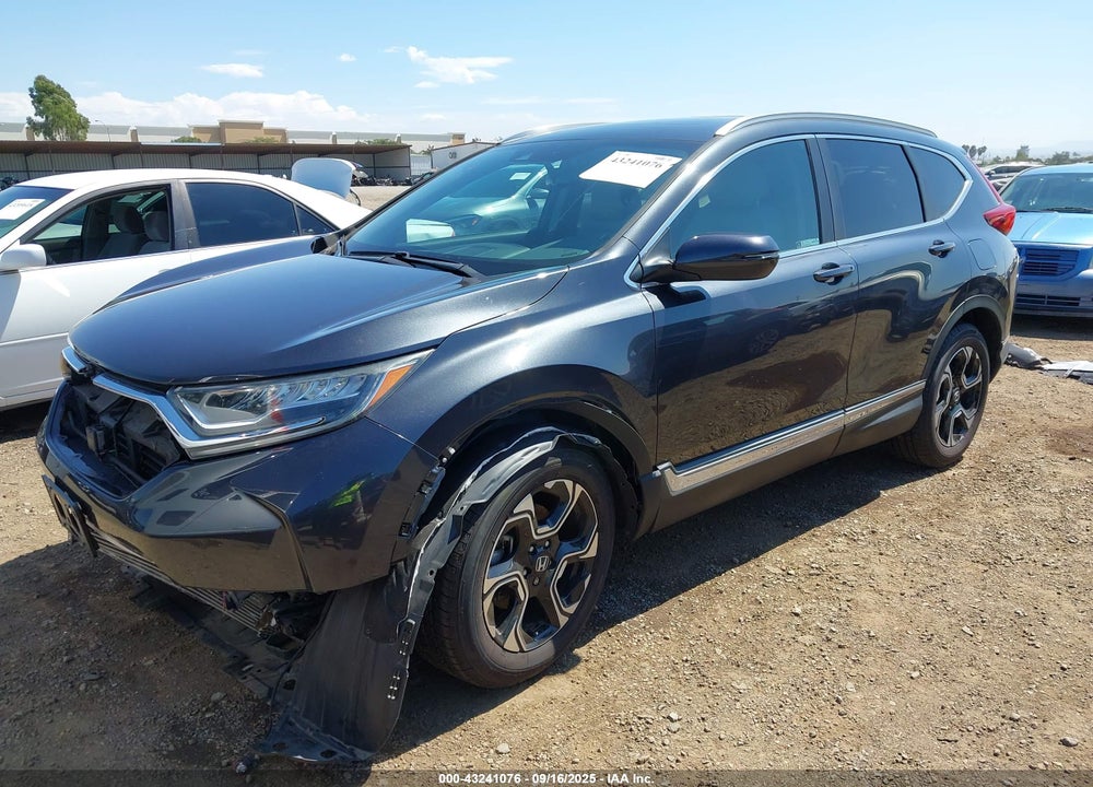 2018 HONDA CR-V VIN: 7FARW2H93JE083645