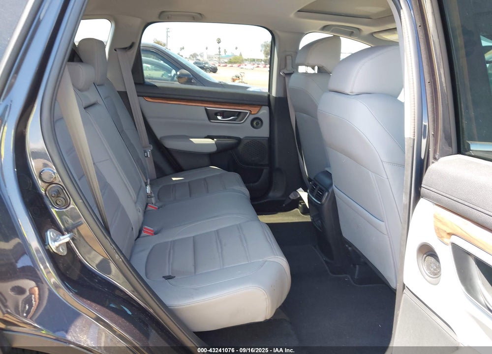 2018 HONDA CR-V VIN: 7FARW2H93JE083645