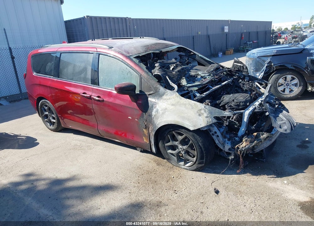 2019 CHRYSLER PACIFICA TOURING L PLUS VIN: 2C4RC1EG3KR588012