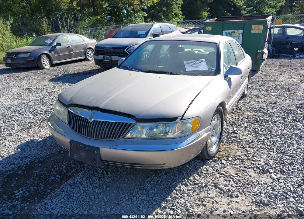 2002 LINCOLN CONTINENTAL VIN: 1LNHM97V82Y699150