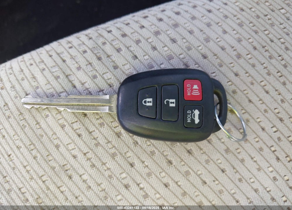 2012 TOYOTA CAMRY VIN: 4T4BF1FK2CR265619