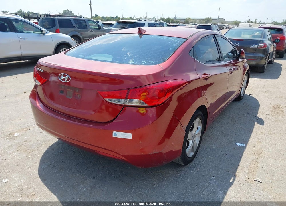 2013 HYUNDAI ELANTRA VIN: 5NPDH4AE3DH312396