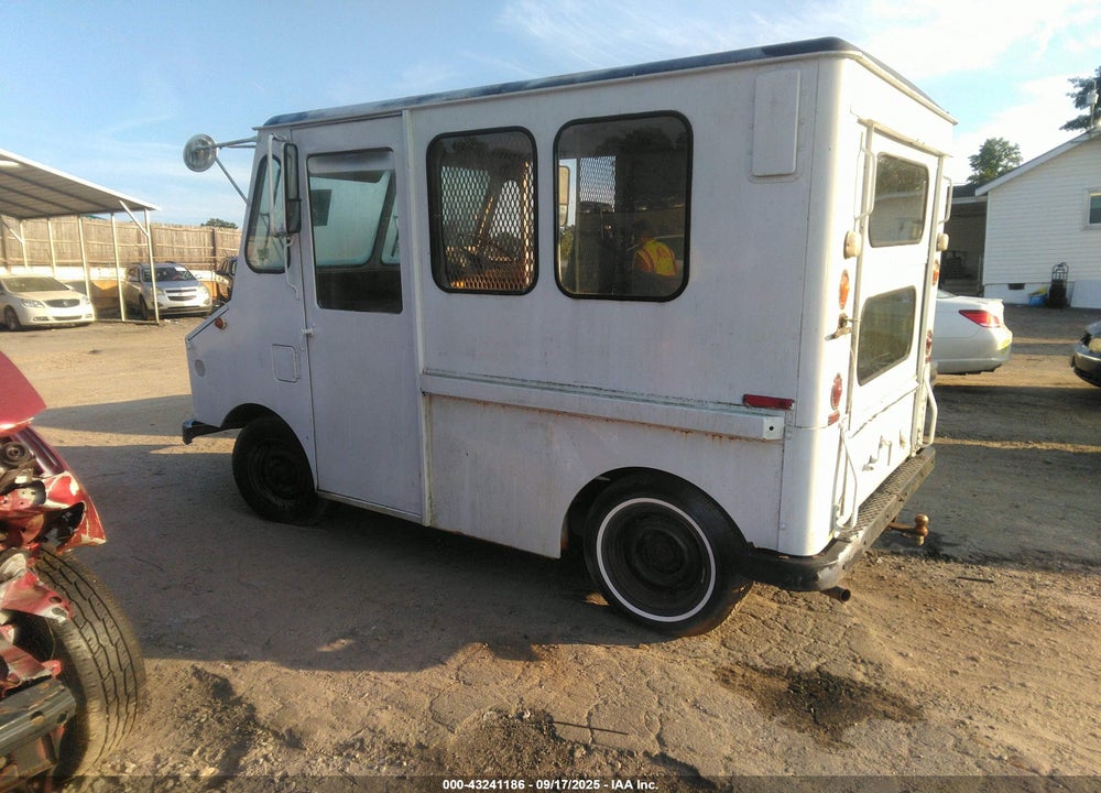 1983 AMERICAN MOTORS CHEROKEE VIN: 1UTCF10F8E5293980