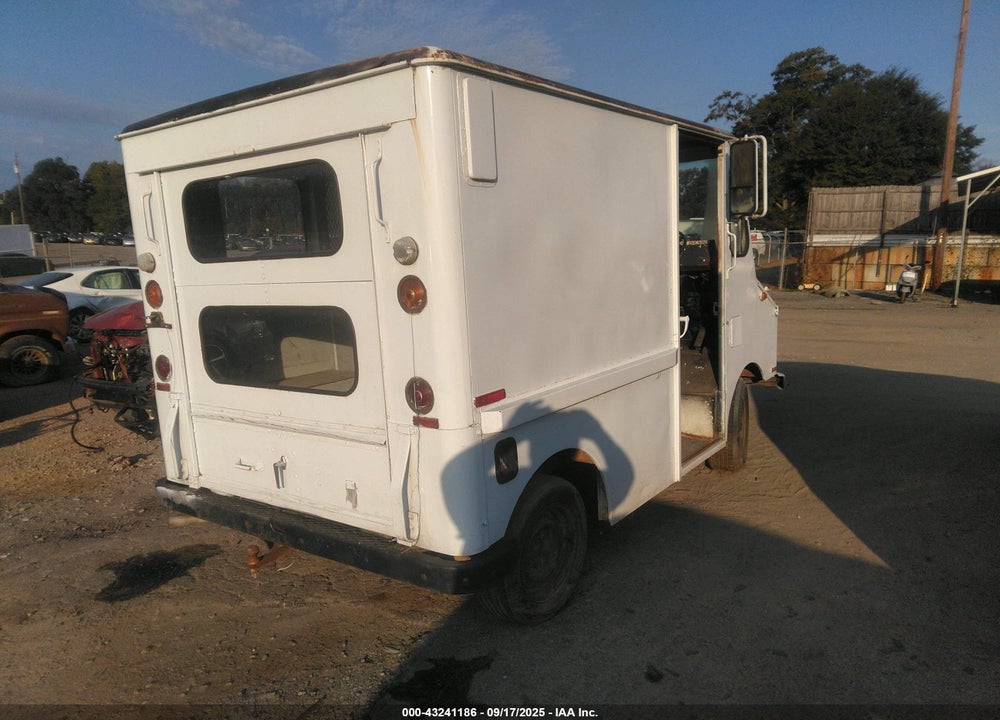 1983 AMERICAN MOTORS CHEROKEE VIN: 1UTCF10F8E5293980