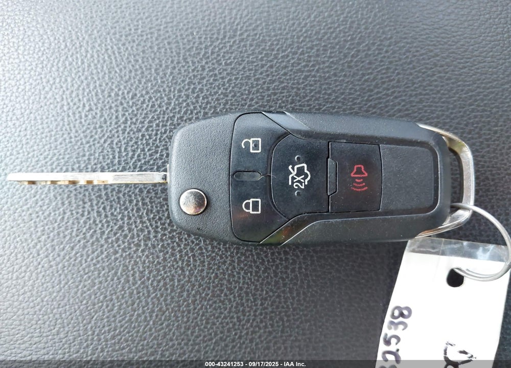 2016 FORD FUSION VIN: 1FA6P0HD7G5131880