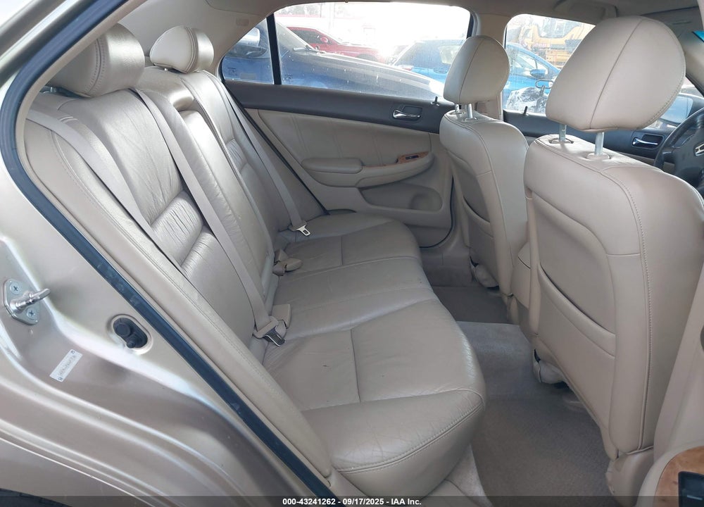 2004 HONDA ACCORD 3.0 EX VIN: 1HGCM66854A053506