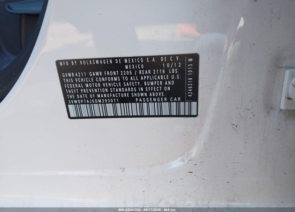 2013 VOLKSWAGEN JETTA VIN: 3VWDP7AJ5DM393071