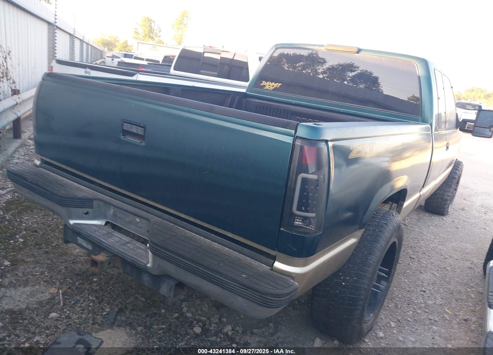 1996 GMC SIERRA K1500 VIN: 2GTEK19R3T1544136