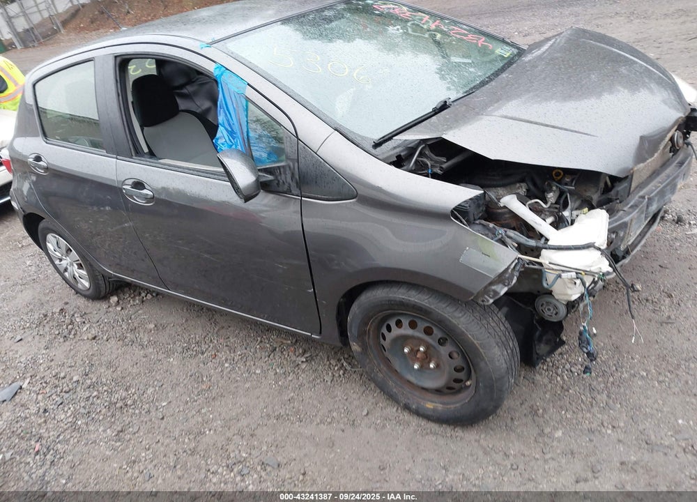 2014 TOYOTA YARIS LE (TMC/CBU PLANT) VIN: JTDKTUD39ED575306