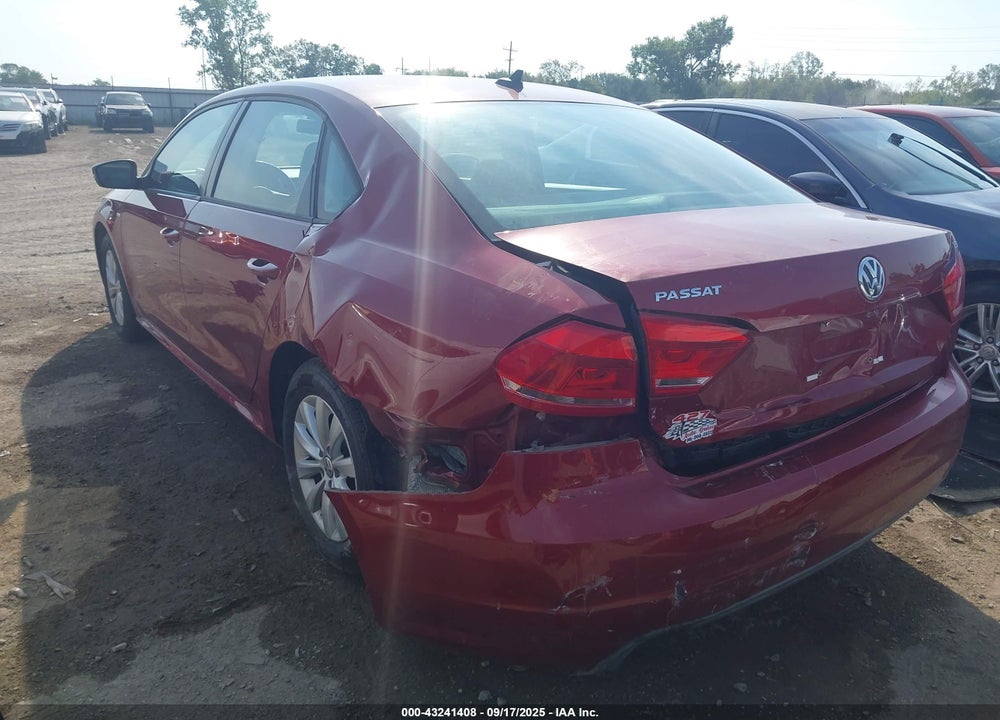 2015 VOLKSWAGEN PASSAT VIN: 1VWAT7A36FC033988