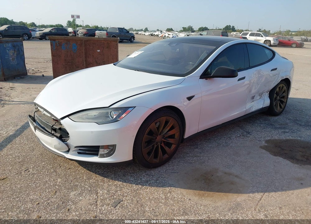 2015 TESLA MODEL S 70D/85D/P85D VIN: 5YJSA1S22FF082785