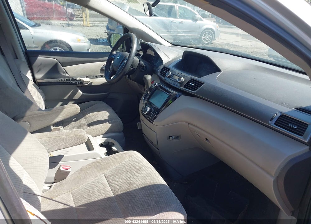 2015 HONDA ODYSSEY VIN: 5FNRL5H46FB032366