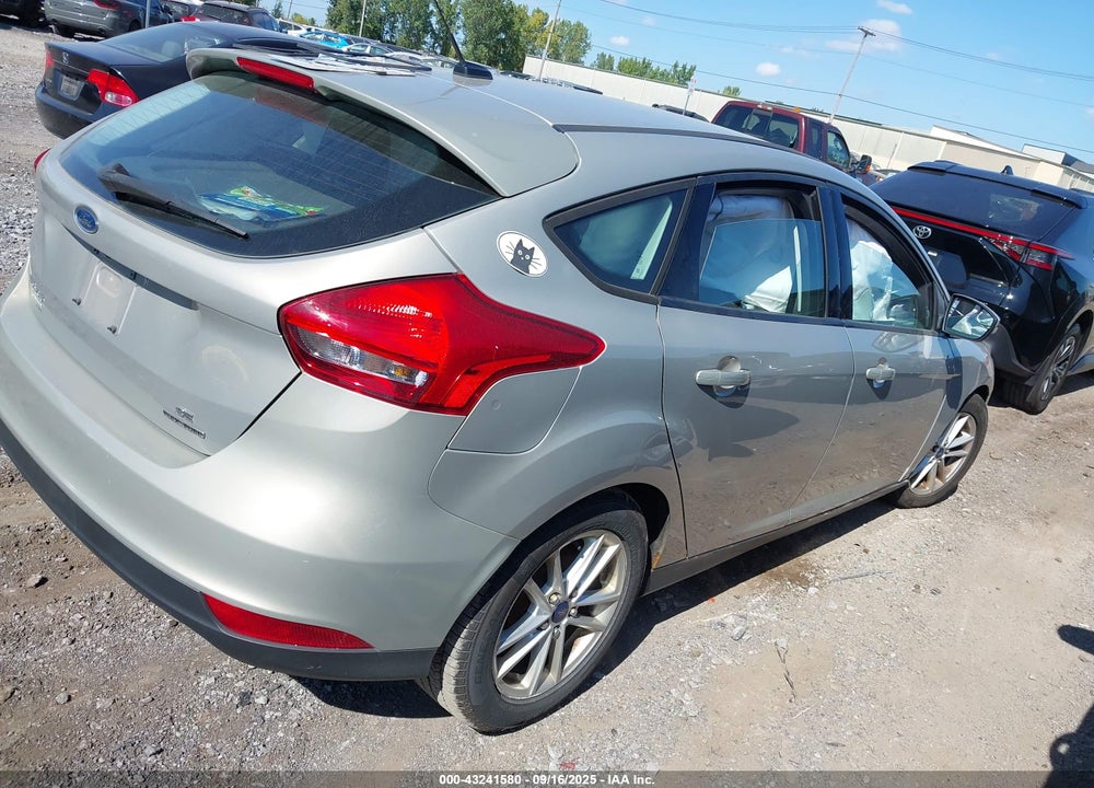 2016 FORD FOCUS VIN: 1FADP3K22GL377294