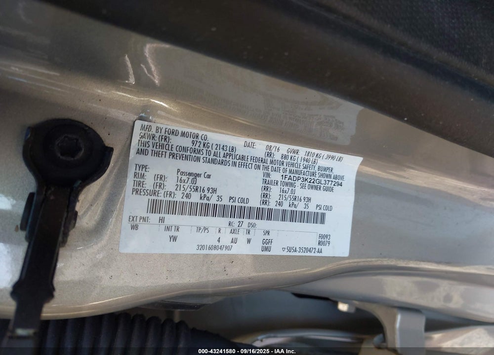 2016 FORD FOCUS VIN: 1FADP3K22GL377294