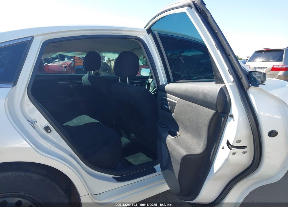 2015 NISSAN ALTIMA VIN: 1N4AL3AP5FC200992