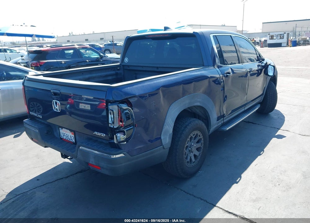 2017 HONDA RIDGELINE VIN: 5FPYK3F62HB001486