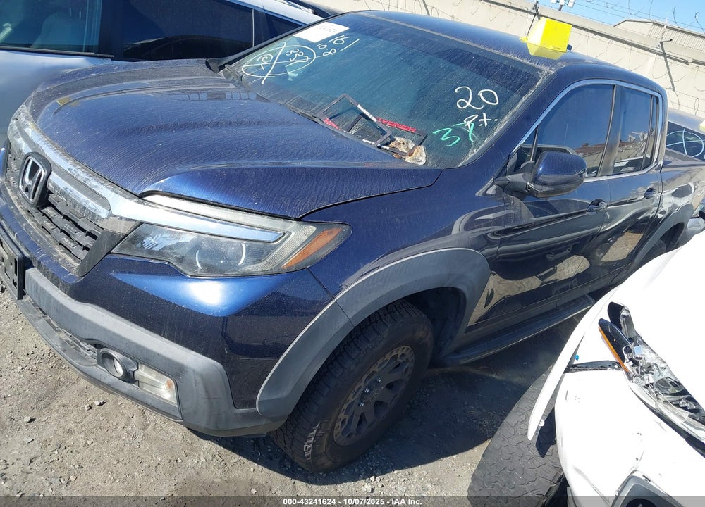 2017 HONDA RIDGELINE VIN: 5FPYK3F62HB001486