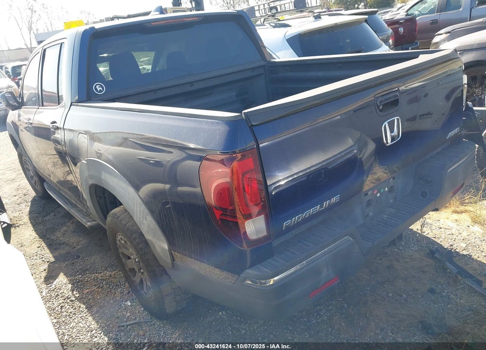 2017 HONDA RIDGELINE VIN: 5FPYK3F62HB001486
