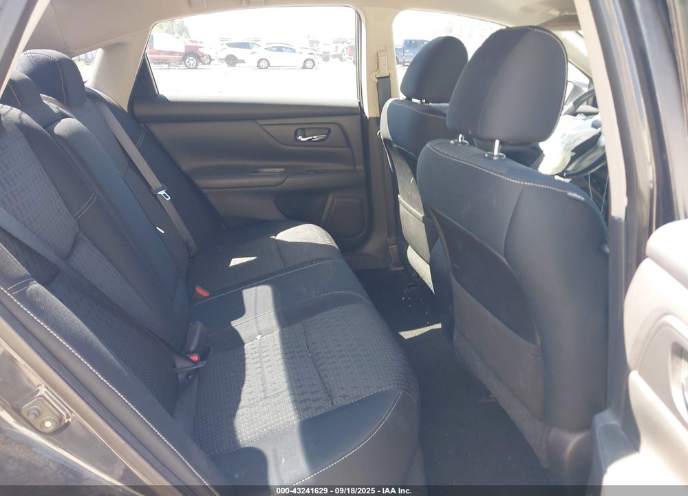 2017 NISSAN ALTIMA VIN: 1N4AL3AP6HN304169