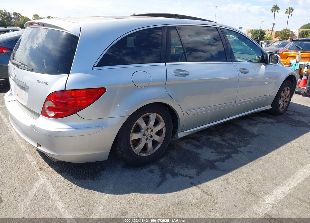 2007 MERCEDES-BENZ R 350 4MATIC VIN: 4JGCB65E17A044863