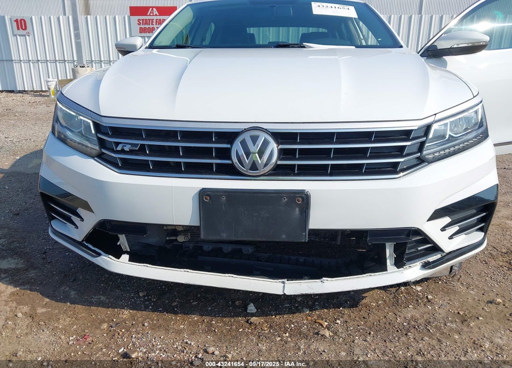 2017 VOLKSWAGEN PASSAT 1.8T R-LINE VIN: 1VWDT7A39HC066841