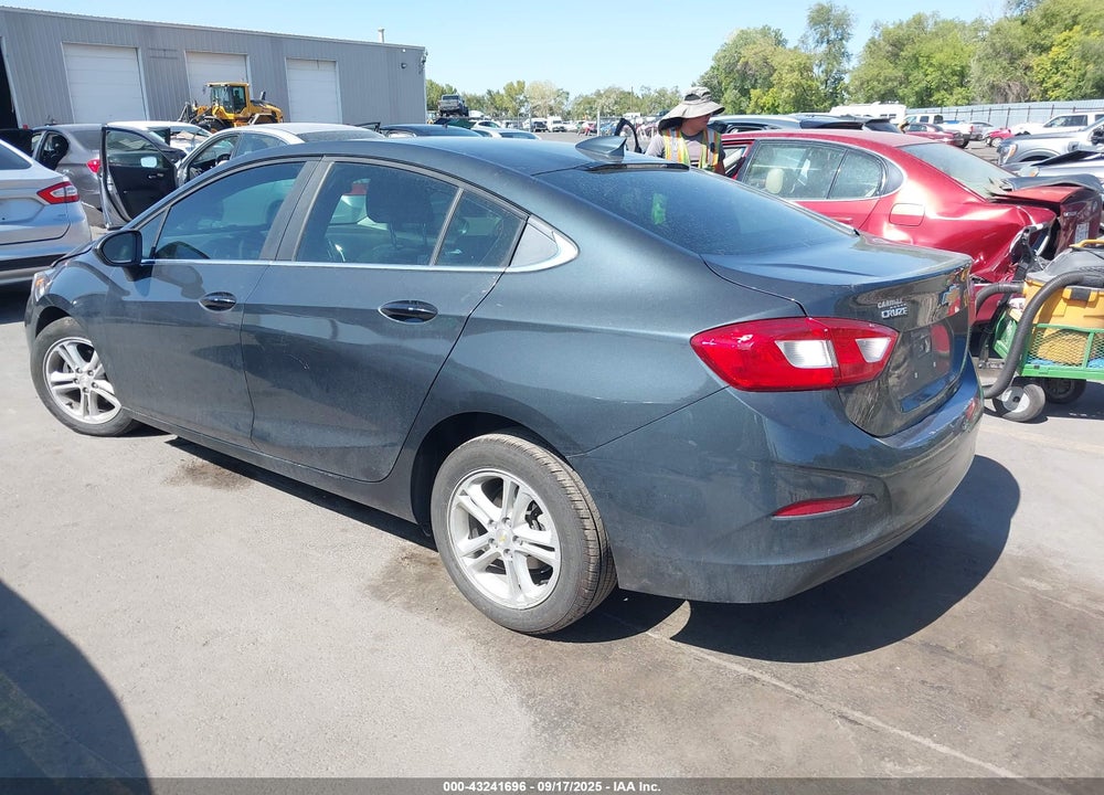 2018 CHEVROLET CRUZE LT AUTO VIN: 1G1BE5SMXJ7110868