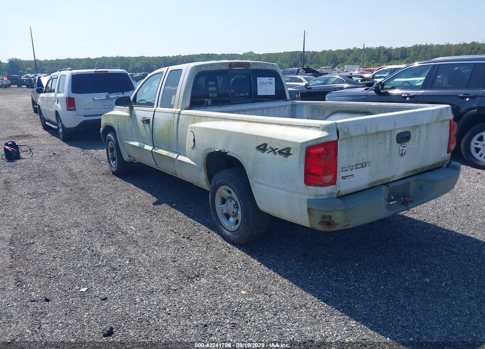 2005 DODGE DAKOTA ST VIN: 1D7HW22K45S332021