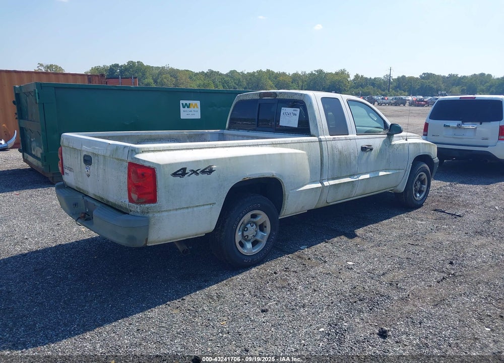 2005 DODGE DAKOTA ST VIN: 1D7HW22K45S332021