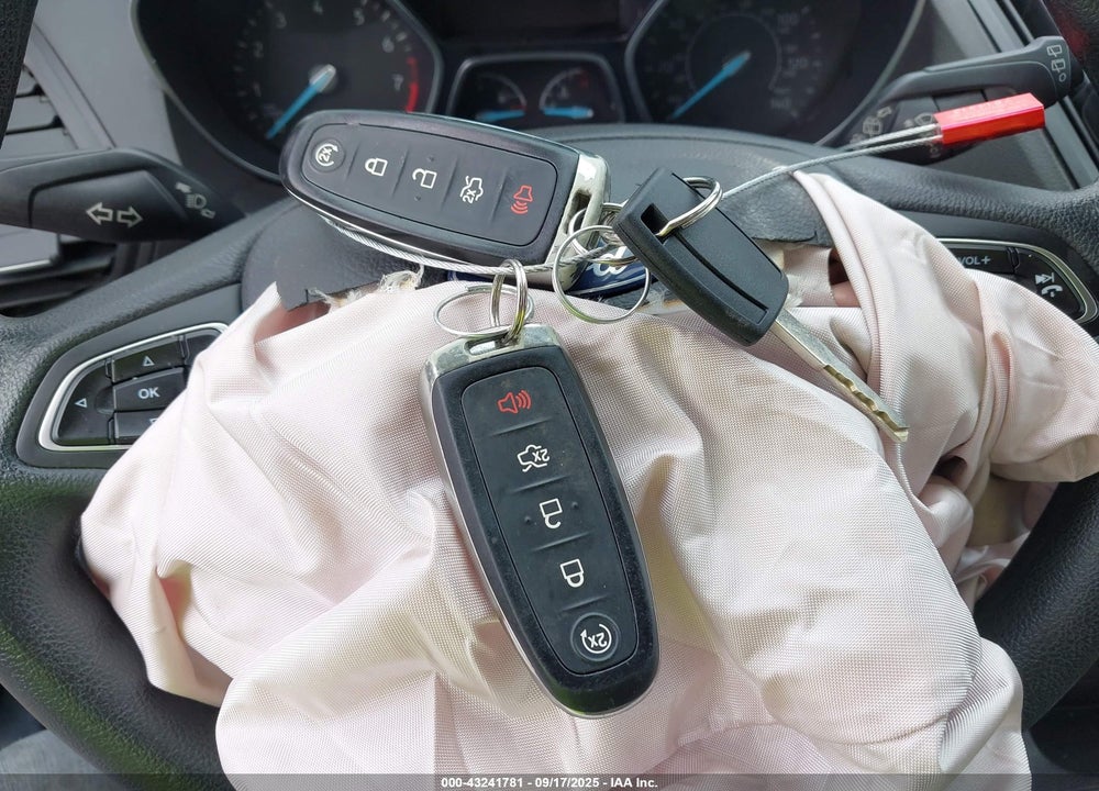 2019 FORD ESCAPE VIN: 1FMCU9GD0KUC04139