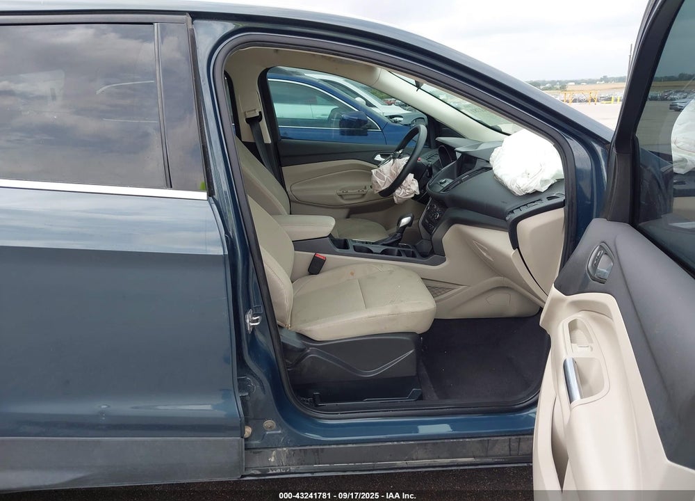 2019 FORD ESCAPE VIN: 1FMCU9GD0KUC04139