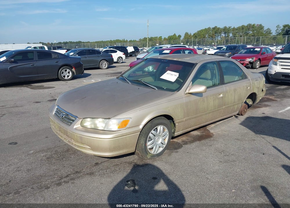 2001 TOYOTA CAMRY LE VIN: 4T1BG22K41U079287