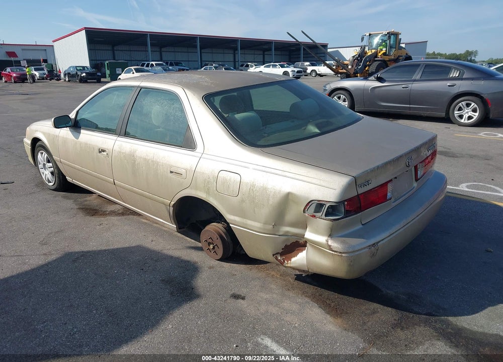 2001 TOYOTA CAMRY LE VIN: 4T1BG22K41U079287