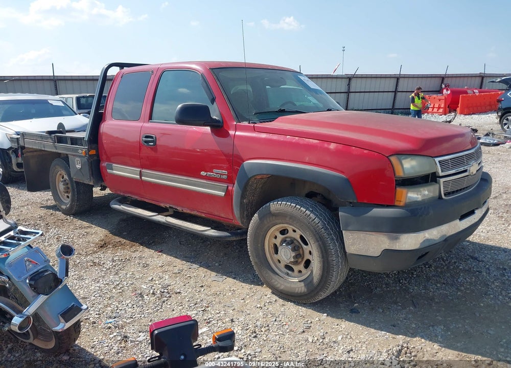 2007 CHEVROLET SILVERADO 2500HD CLASSIC LT1 VIN: 1GCHK29D77E106554