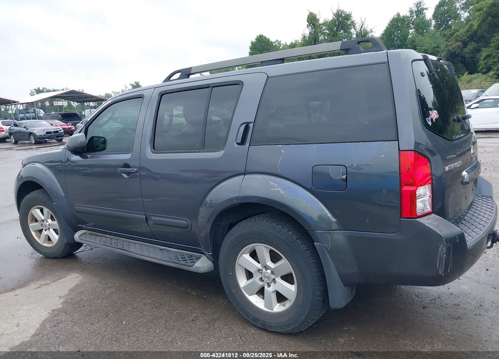 2011 NISSAN PATHFINDER SV VIN: 5N1AR1NB0BC631130